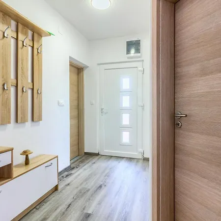 Rialto Apartment *